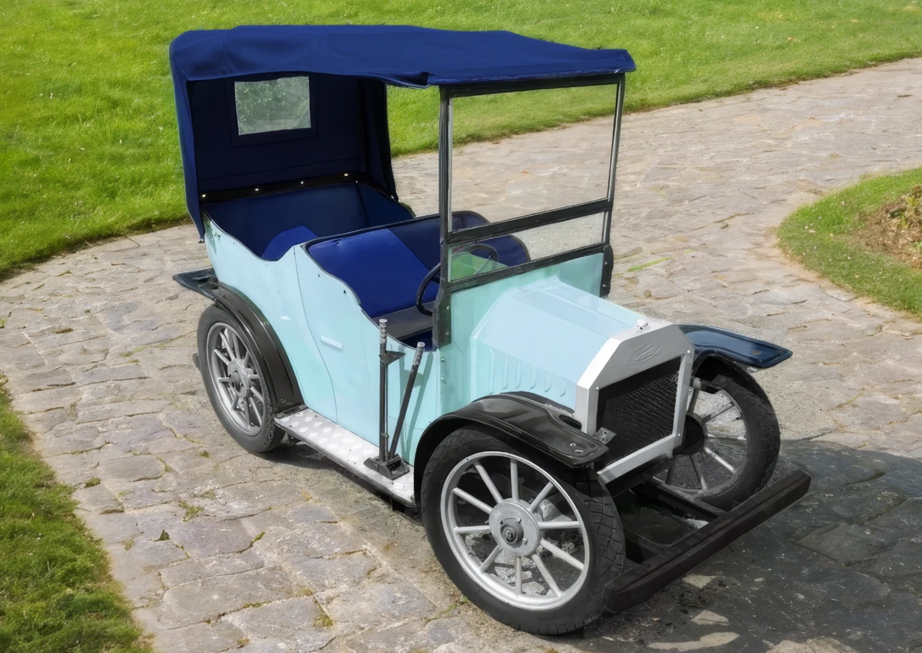 Ride-On Mini Ford Model T